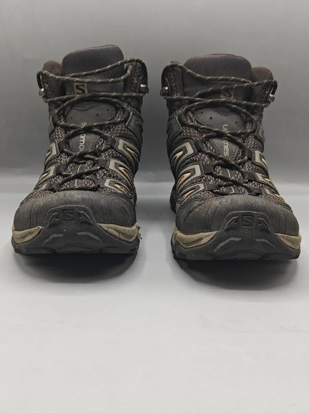 Salomon X Ultra Mid 3 Aero Shoes Men's Size 9 Hiking Trail Conta grip 410439